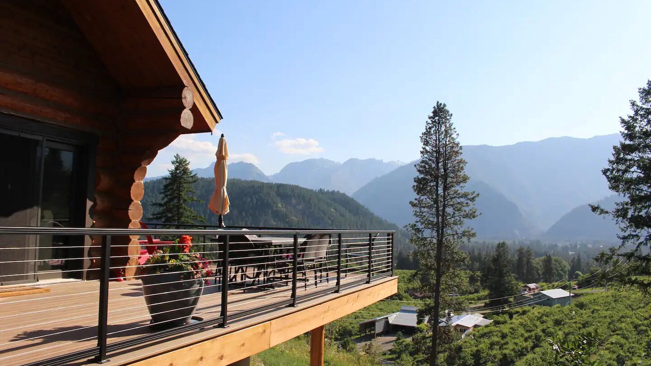 Photo of Patio Balcony in Leavenworth