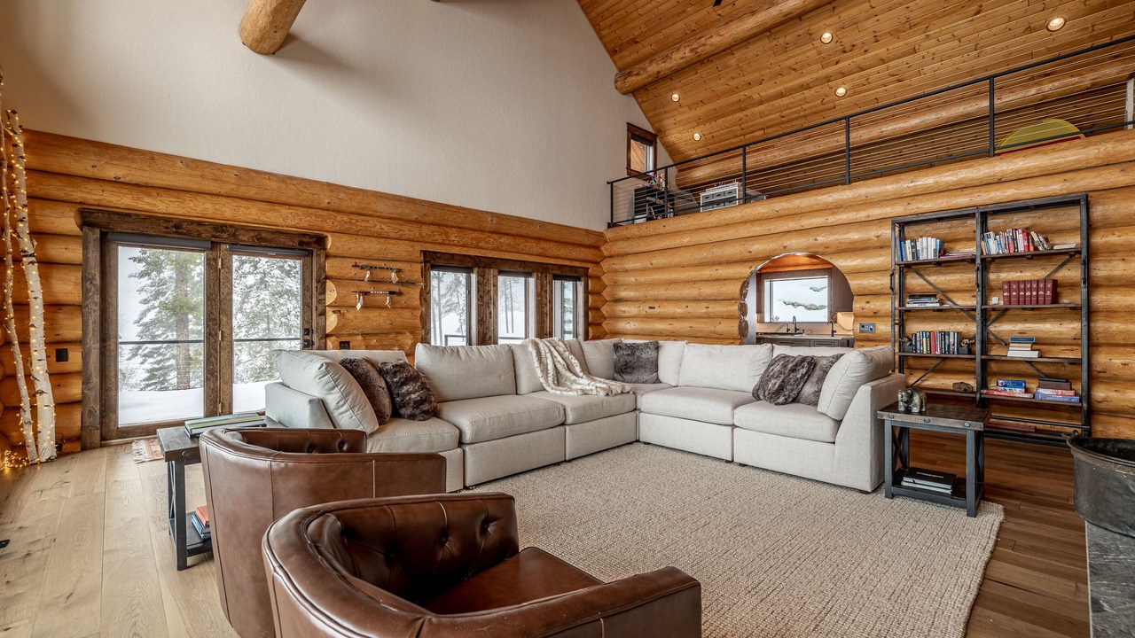 Photo of Bedroom in Leavenworth