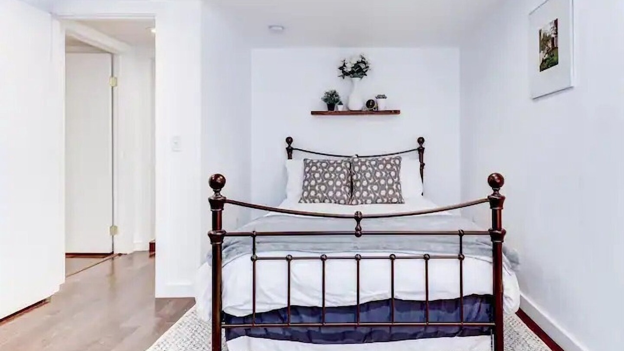 Photo of Bedroom in Veterans Park