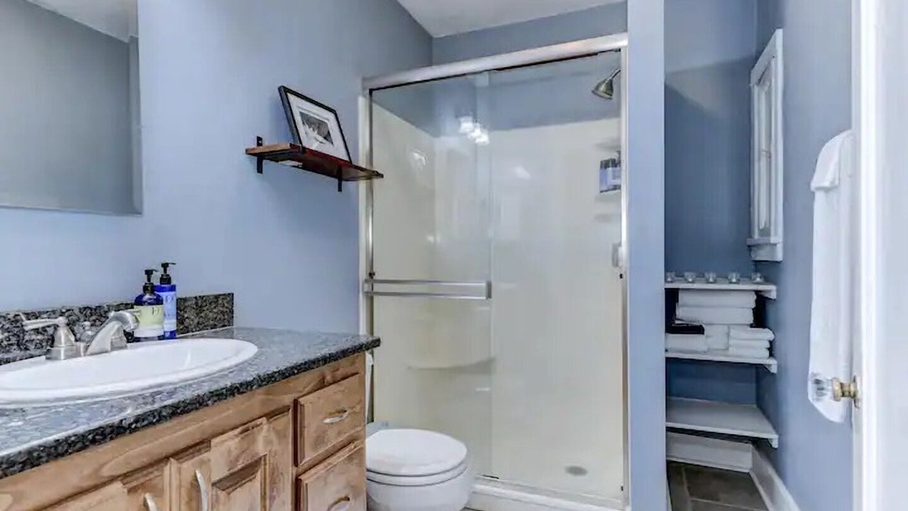 Photo of Bathroom in Veterans Park