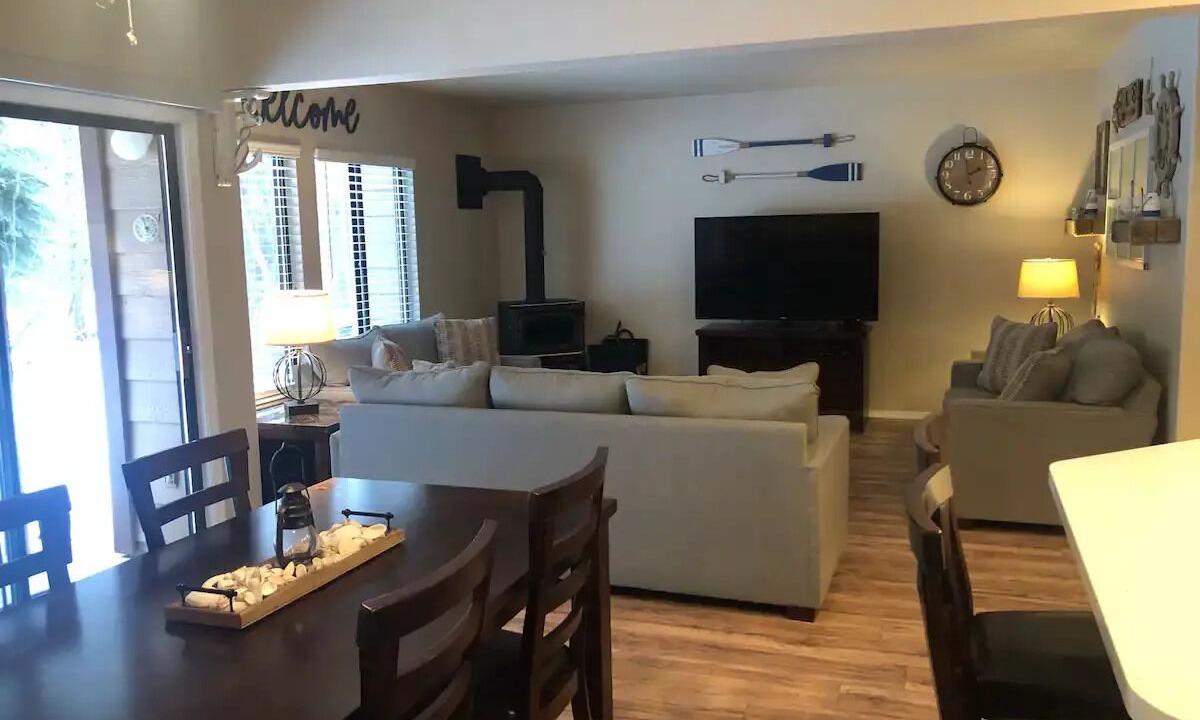 Photo of Livingroom in McCall