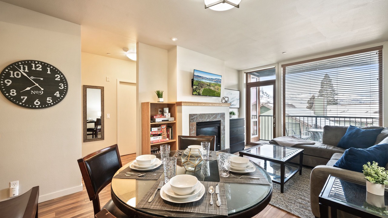 Photo of Livingroom in Chelan