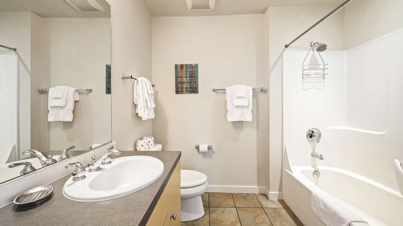 Photo of Bathroom in Chelan