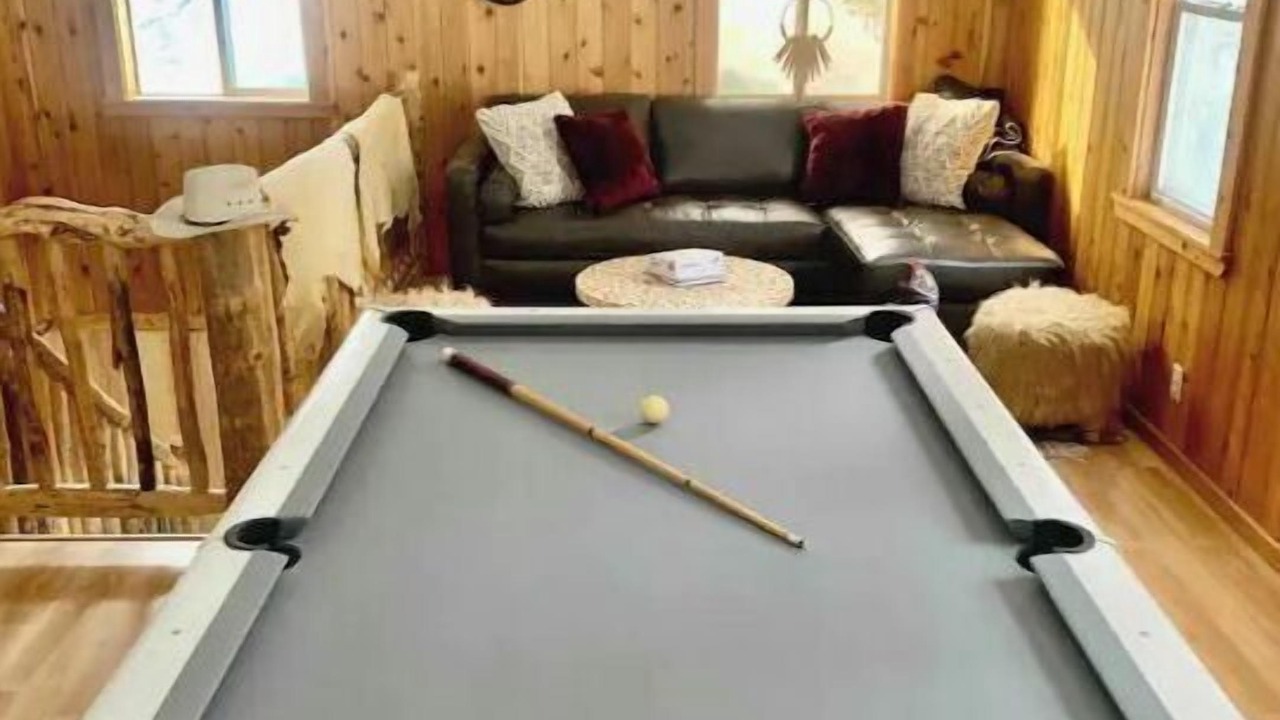 Photo of Bedroom in Garden Valley