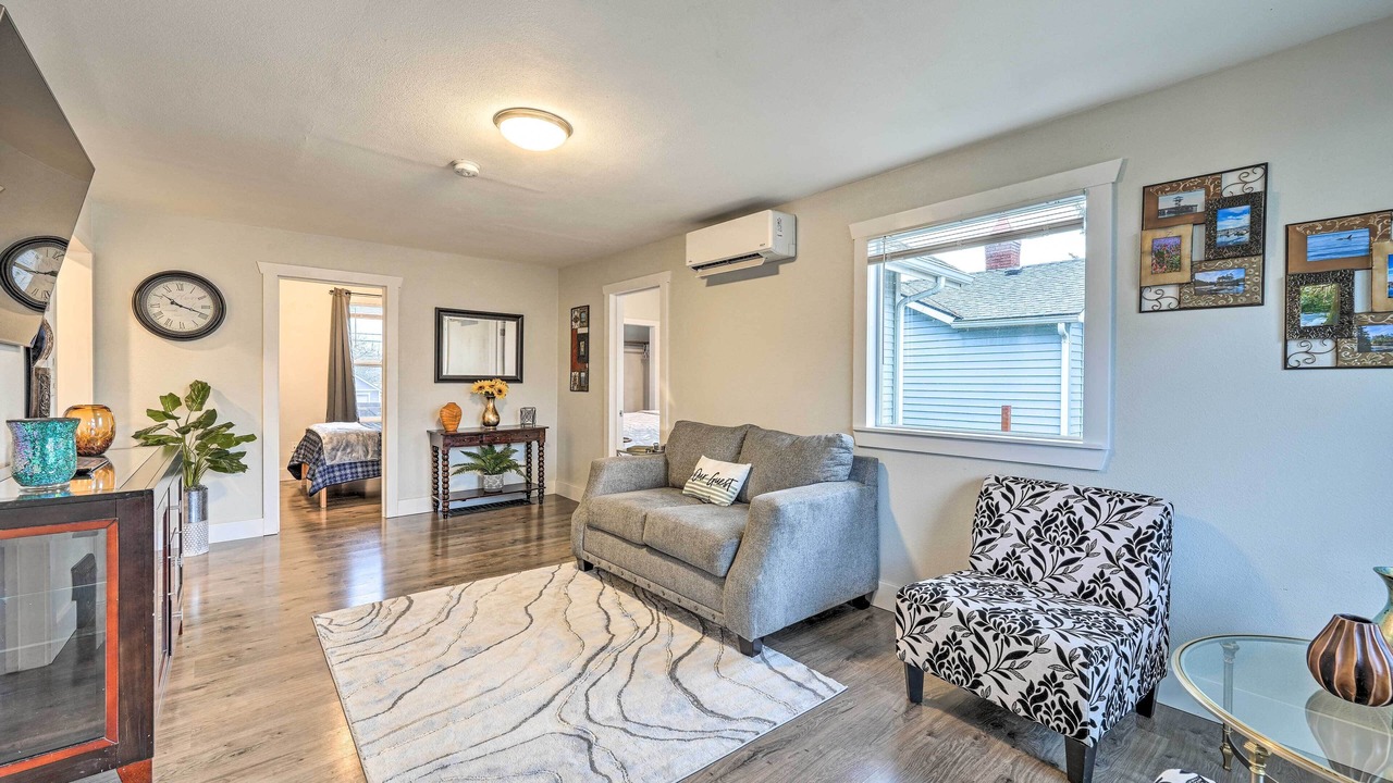 Photo of Livingroom in Port Angeles