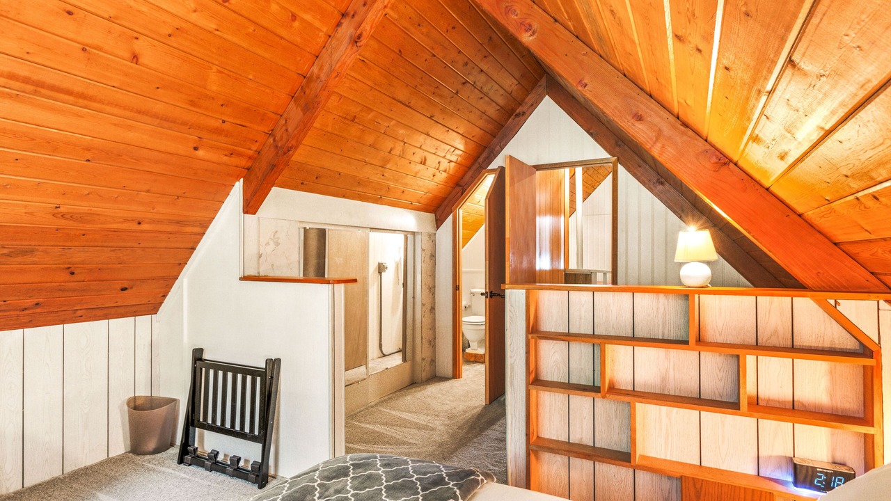 Photo of Bedroom in Greenwater