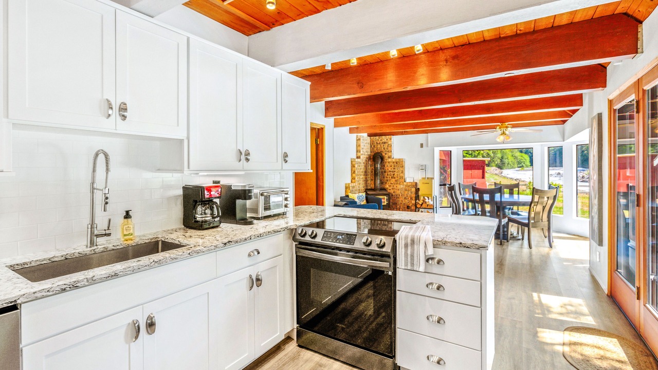Photo of Kitchen in Greenwater