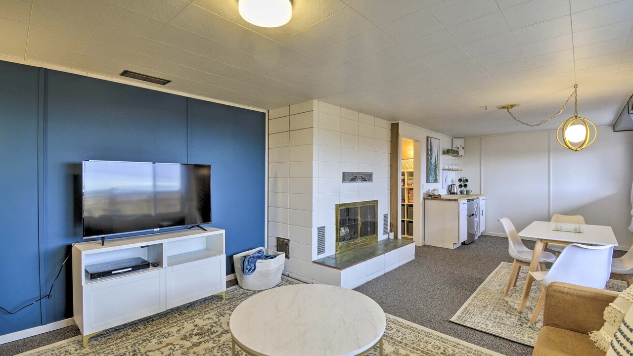Photo of Livingroom in Port Angeles