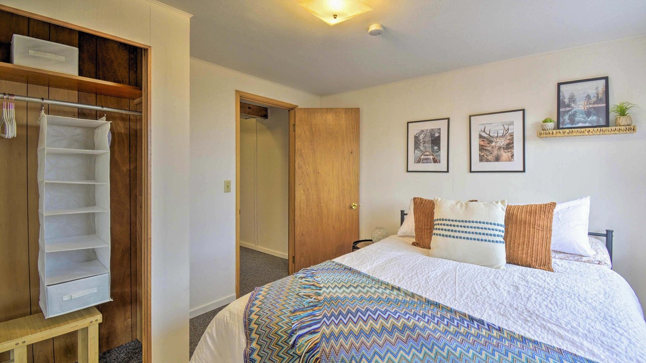 Photo of Bedroom in Port Angeles