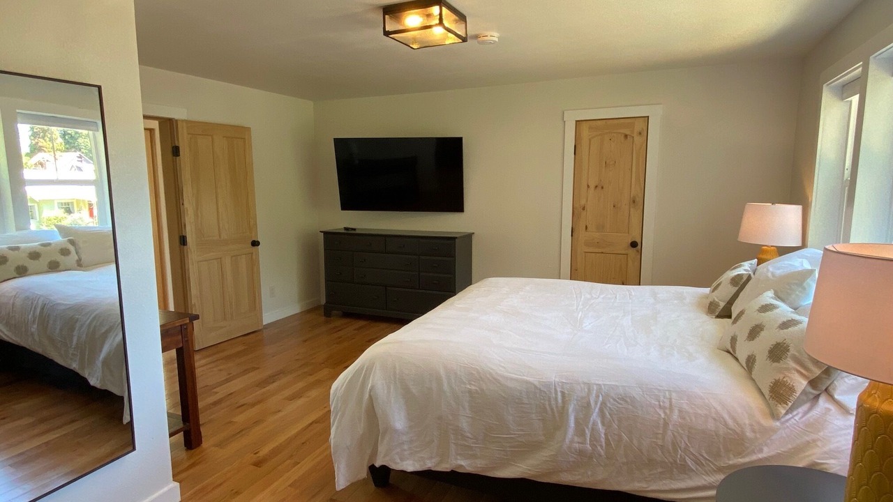 Photo of Bedroom in Corvallis