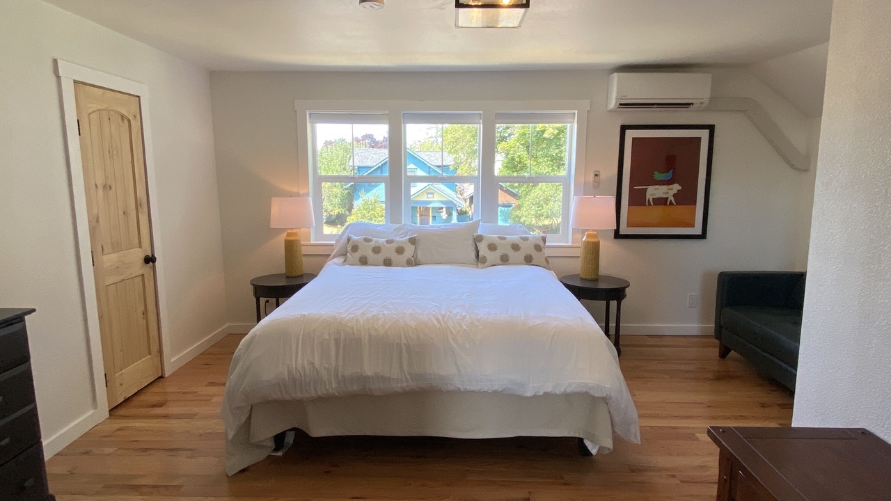 Photo of Bedroom in Corvallis
