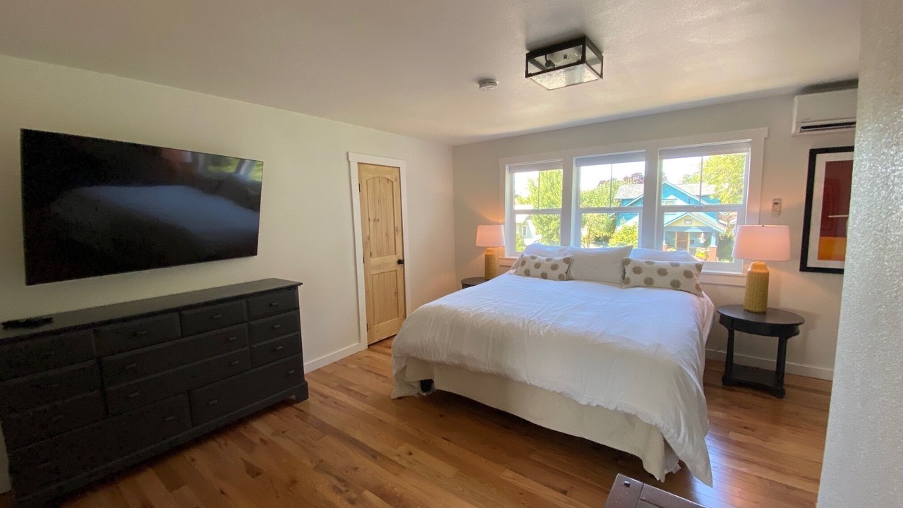 Photo of Bedroom in Corvallis