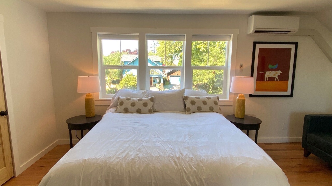 Photo of Bedroom in Corvallis
