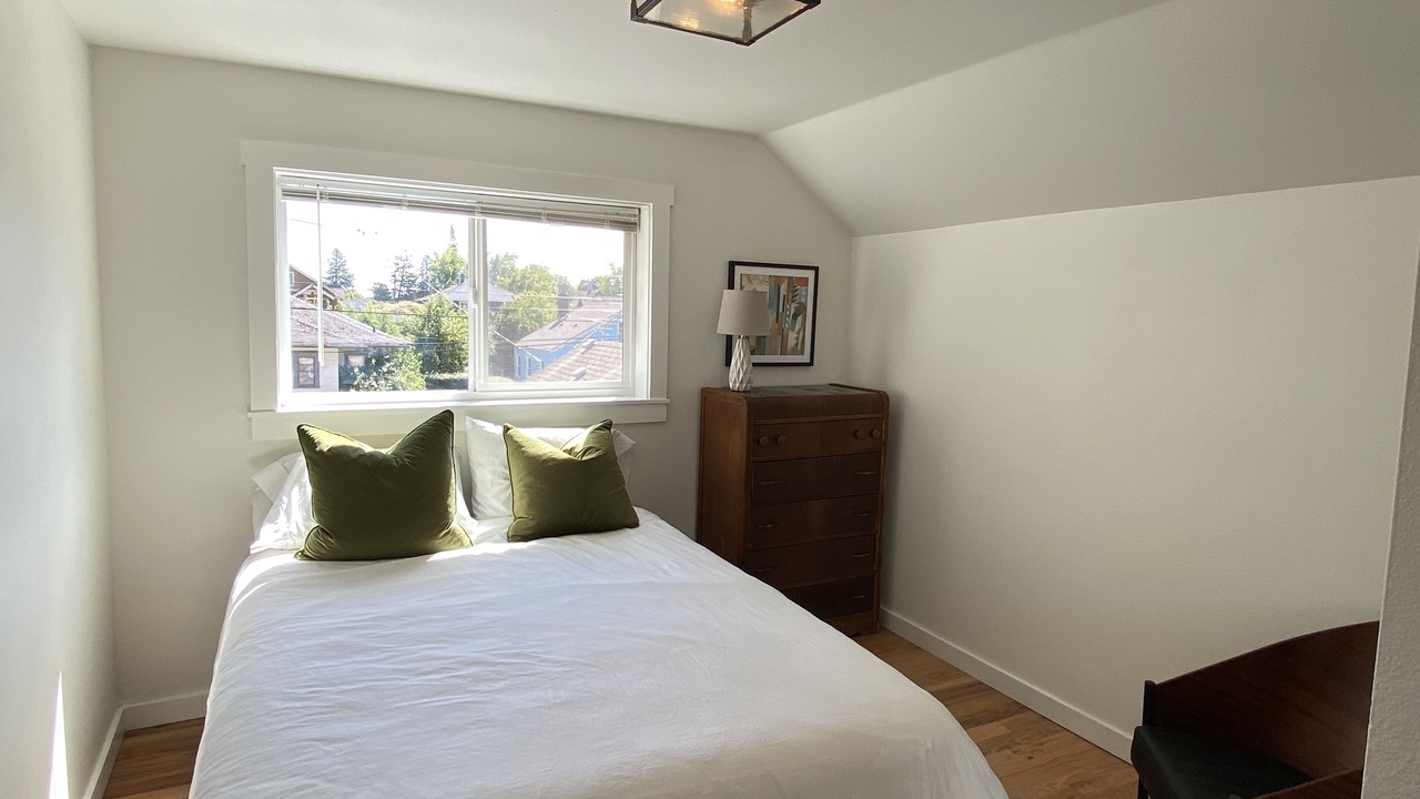 Photo of Bedroom in Corvallis