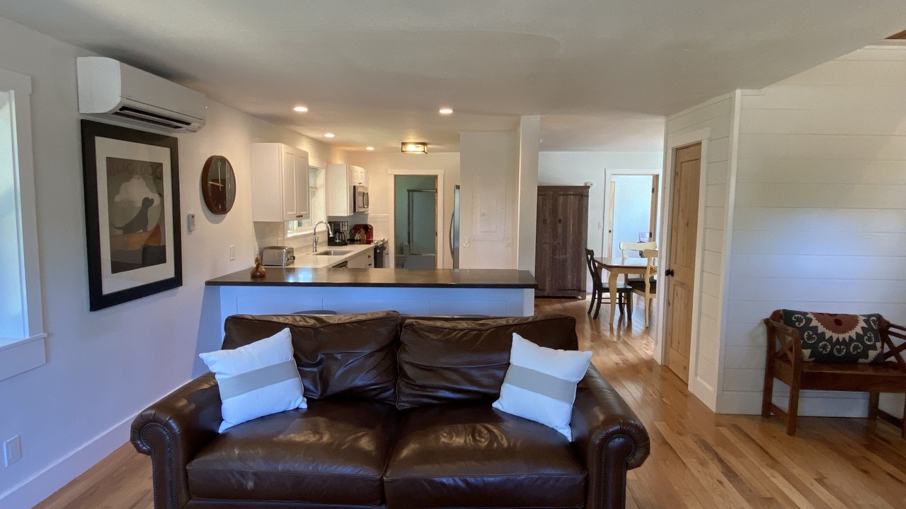 Photo of Livingroom in Corvallis