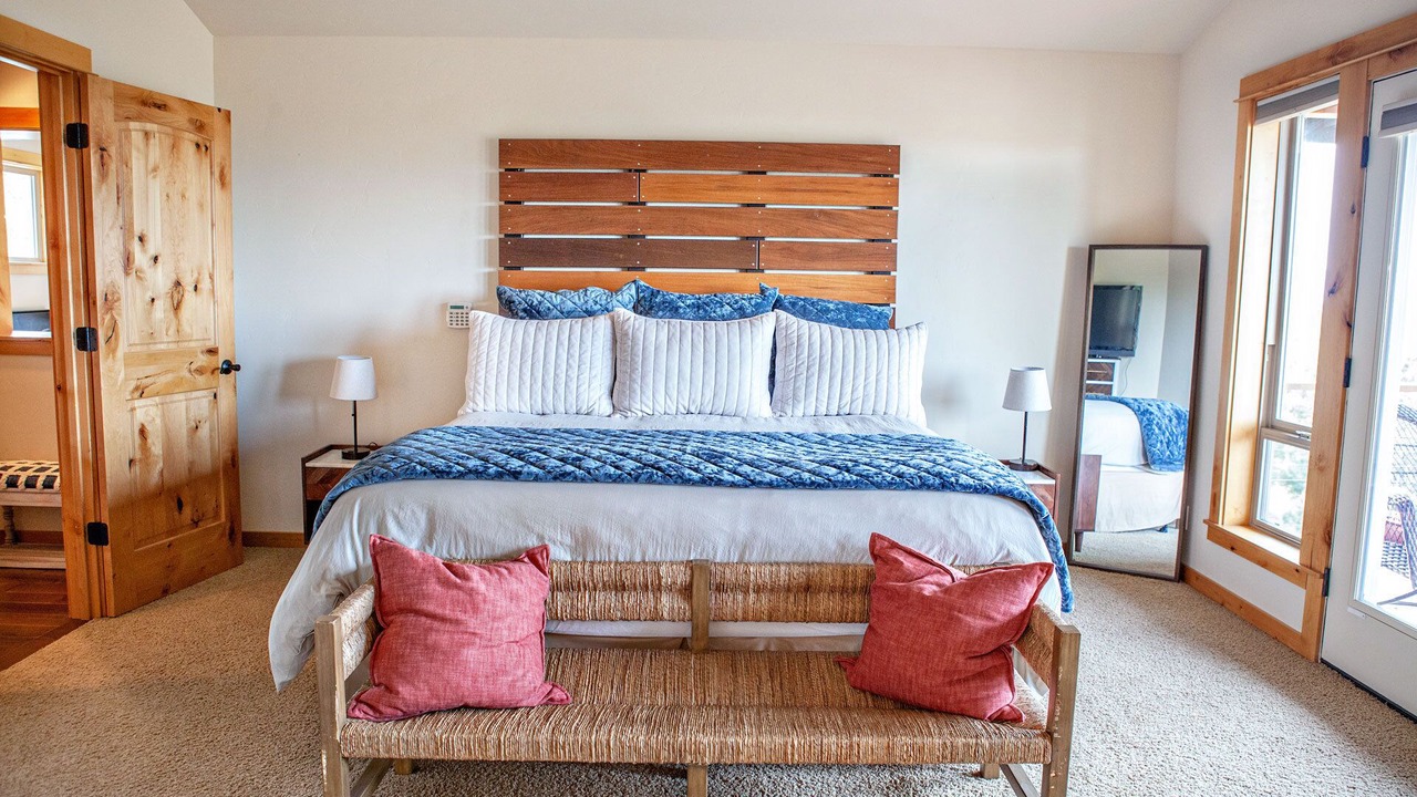 Photo of Bedroom in Redmond