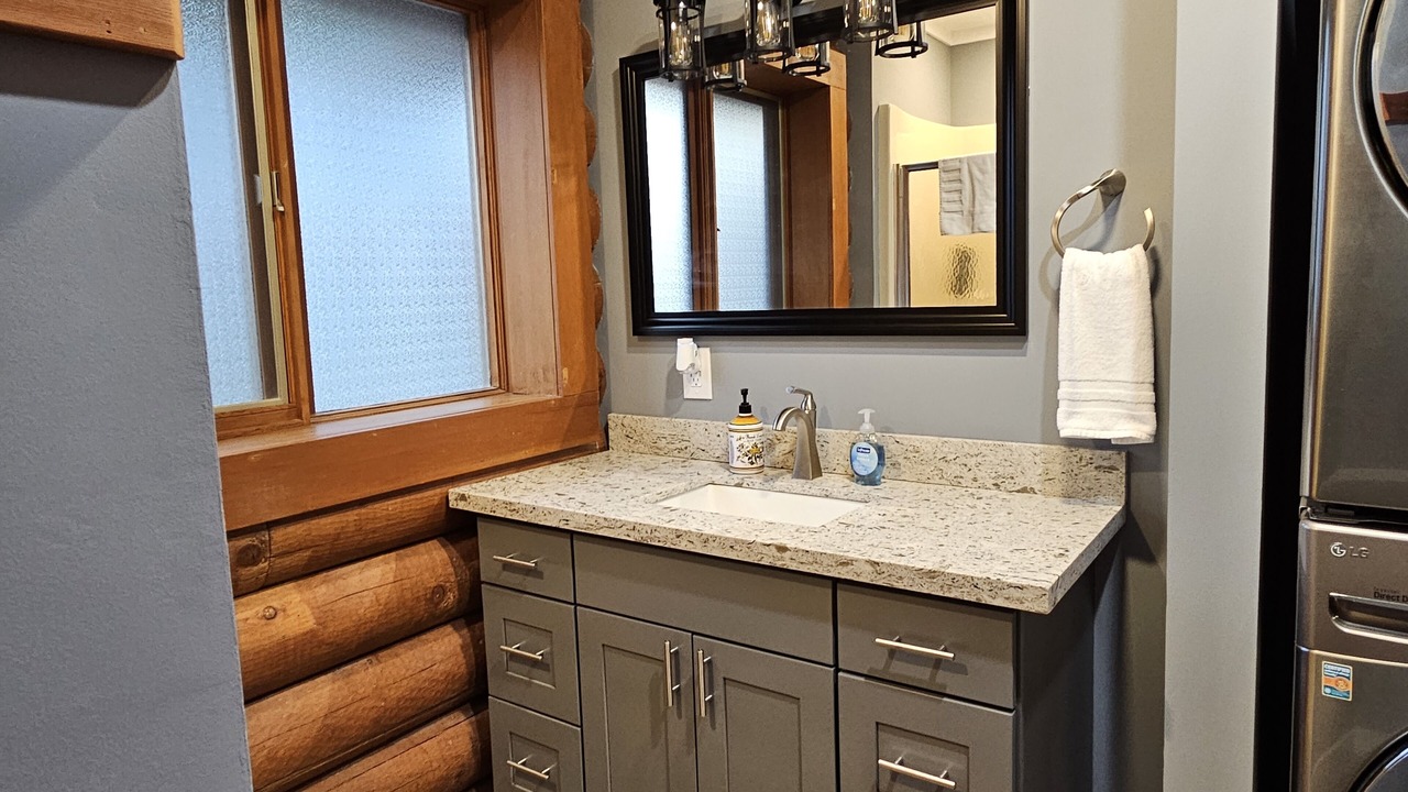 Photo of Bathroom in Manson