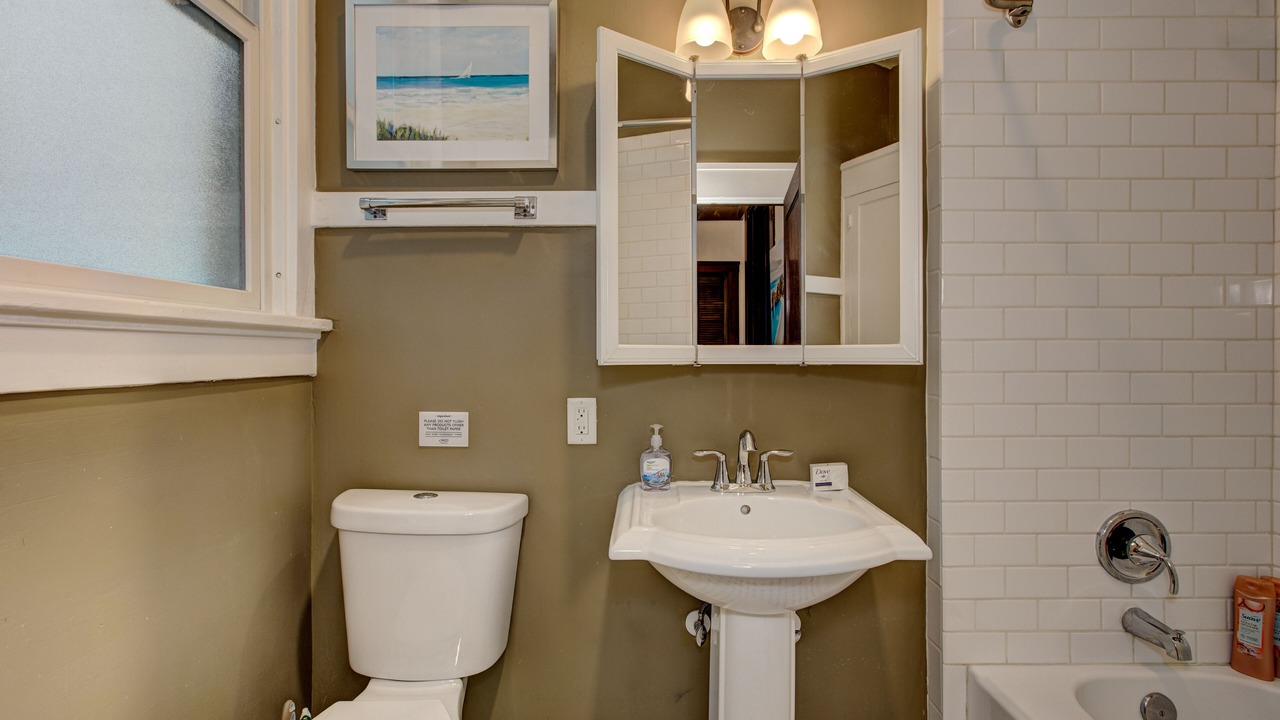 Photo of Bathroom in North End