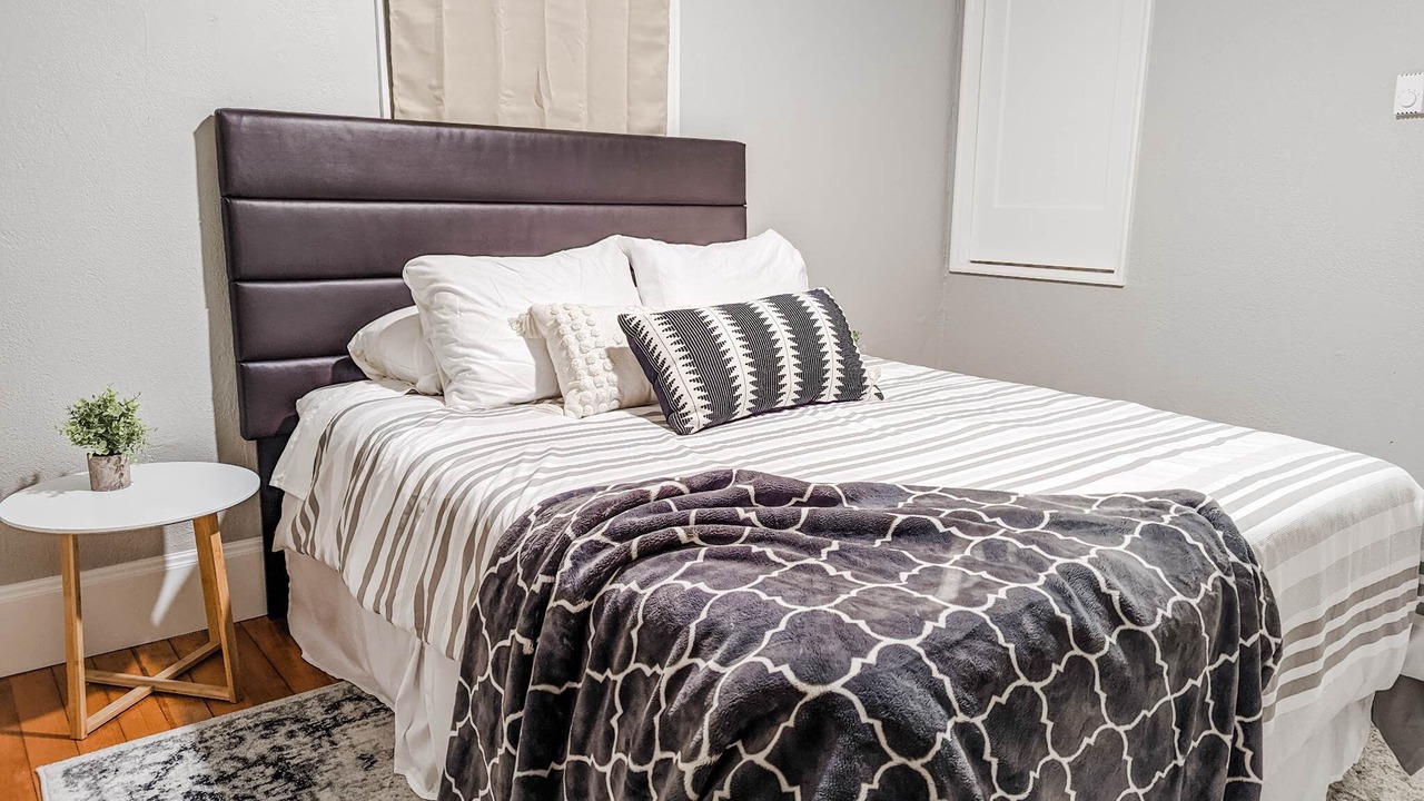 Photo of Bedroom in Albany
