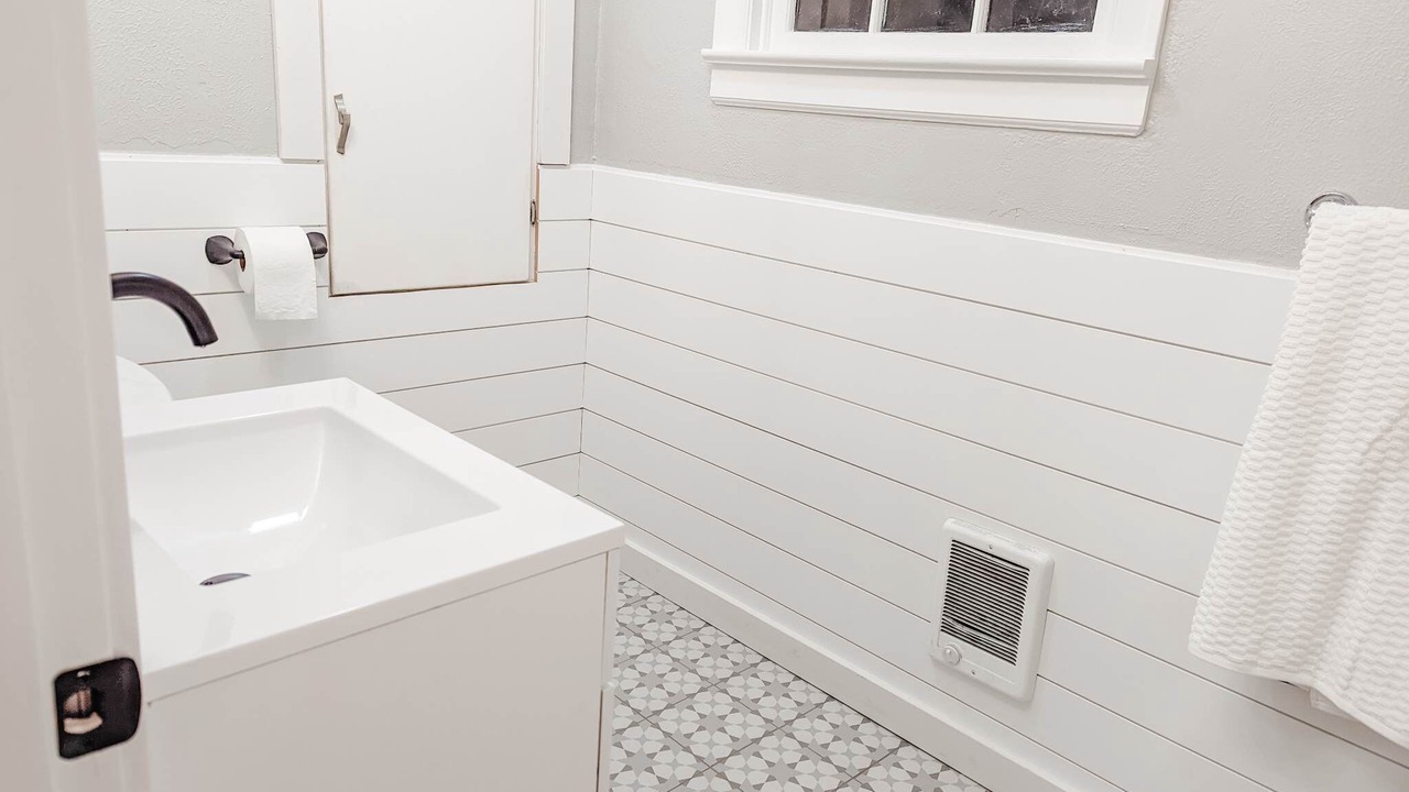 Photo of Bathroom in Albany