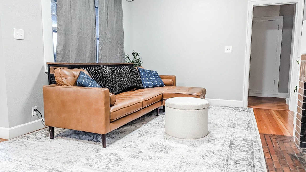Photo of Livingroom in Albany
