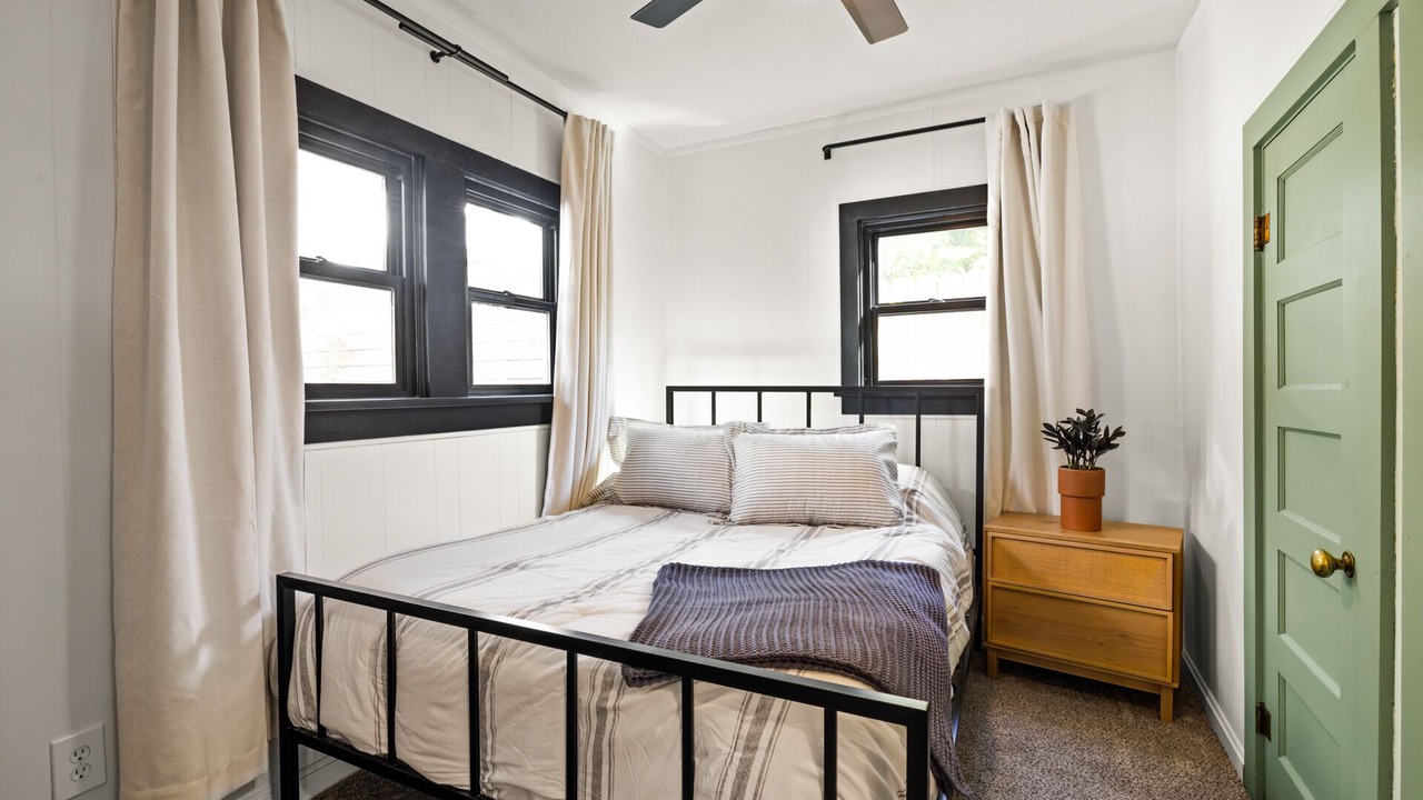 Photo of Bedroom in North End