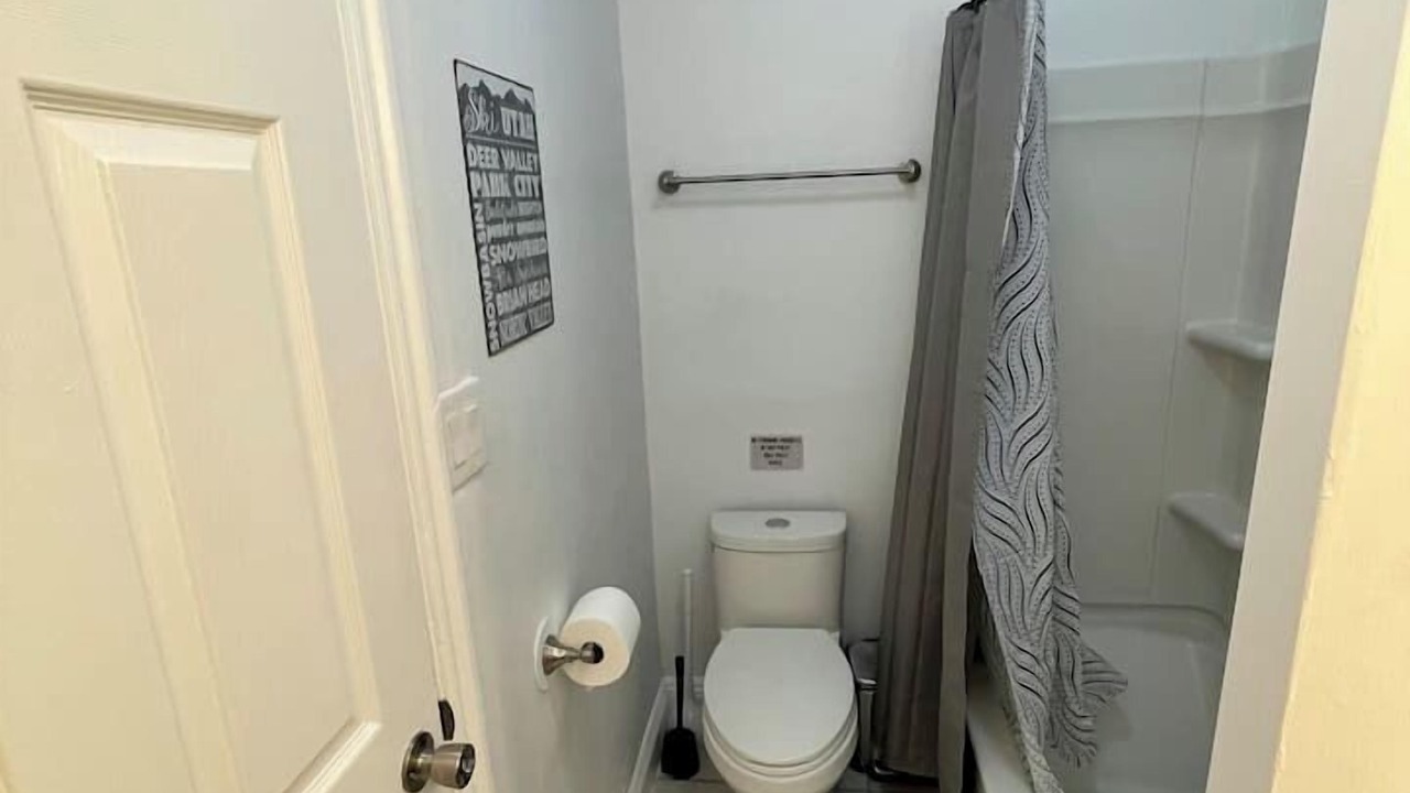 Photo of Bathroom in Fairpark