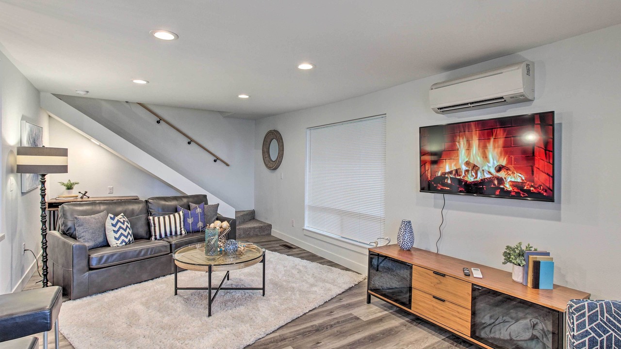 Photo of Livingroom in Tacoma