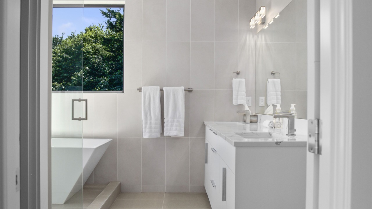 Photo of Bathroom in North End