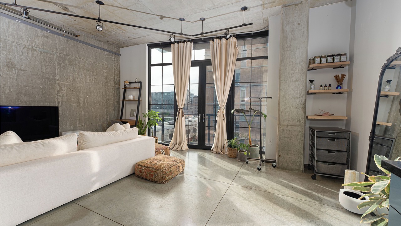 Photo of Livingroom in Pearl District