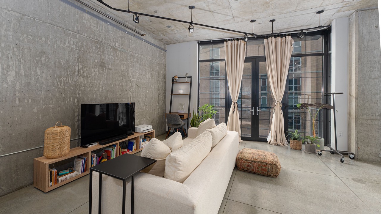 Photo of Livingroom in Pearl District