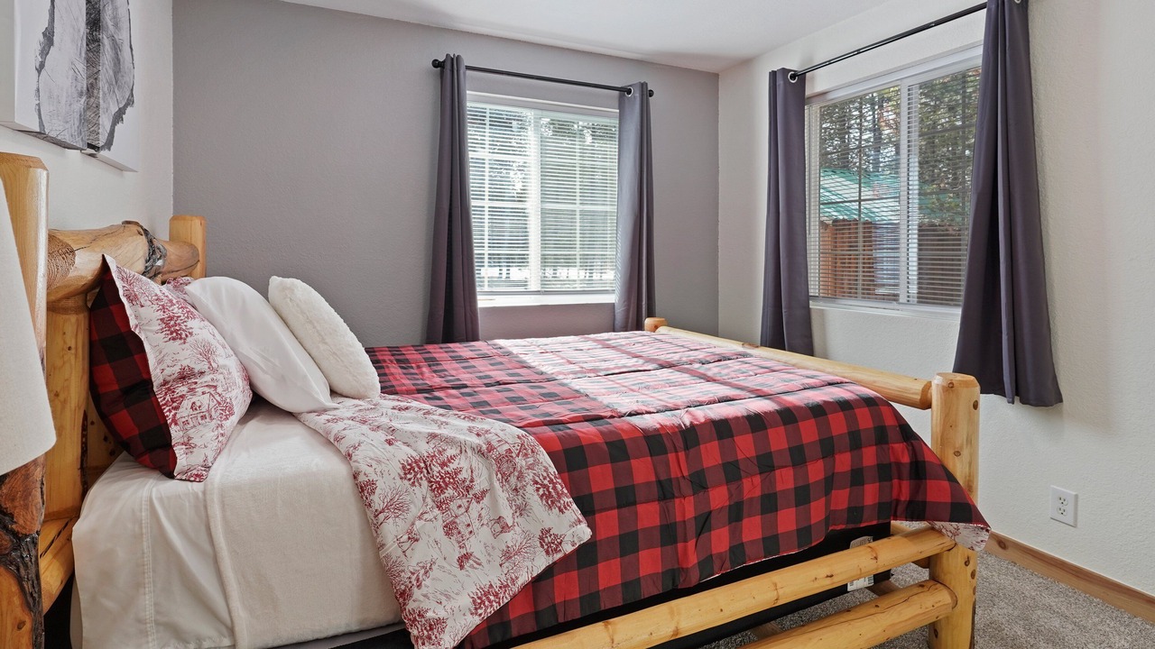 Photo of Bedroom in La Pine