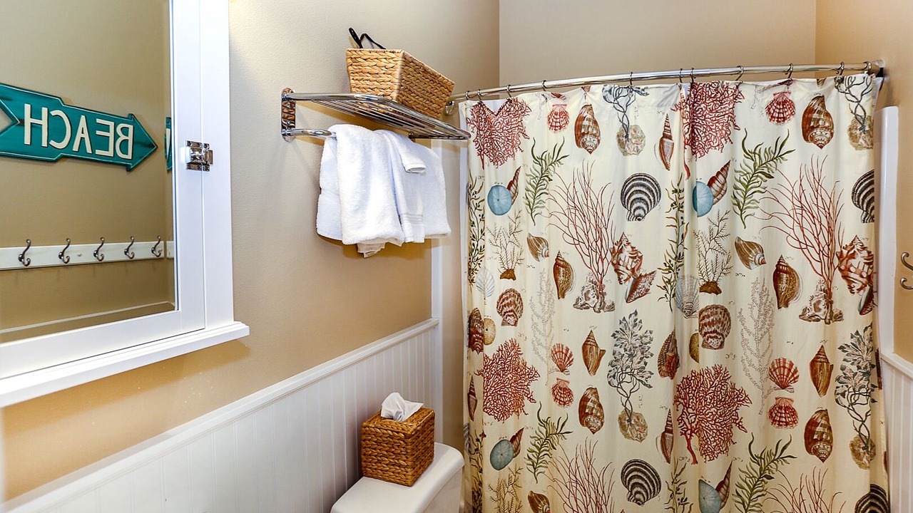 Photo of Bathroom in Seabrook