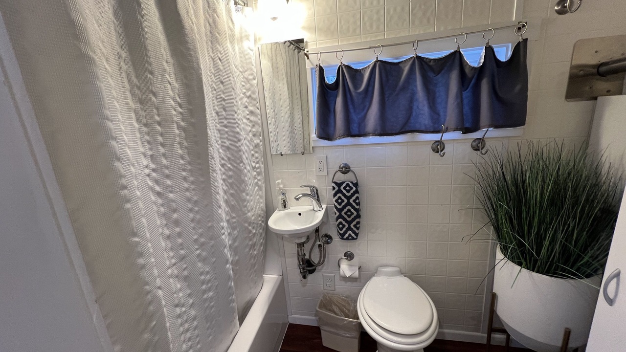Photo of Bathroom in West End