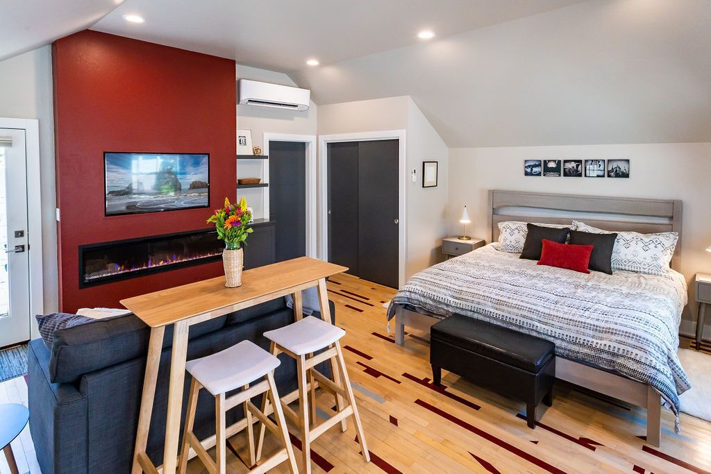 Photo of Bedroom in Historic Railroad District