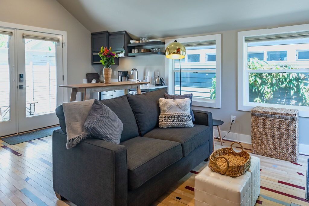 Photo of Livingroom in Historic Railroad District