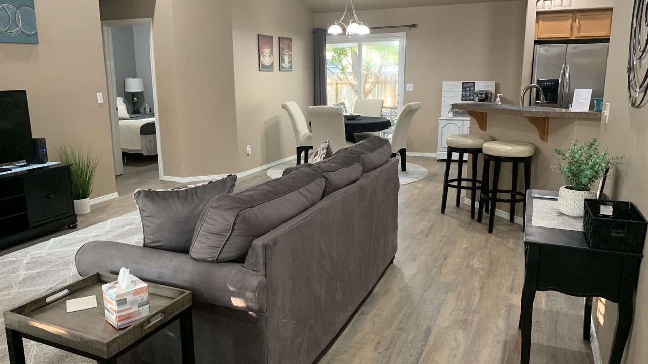 Photo of Livingroom in Southwest Ada County Alliance