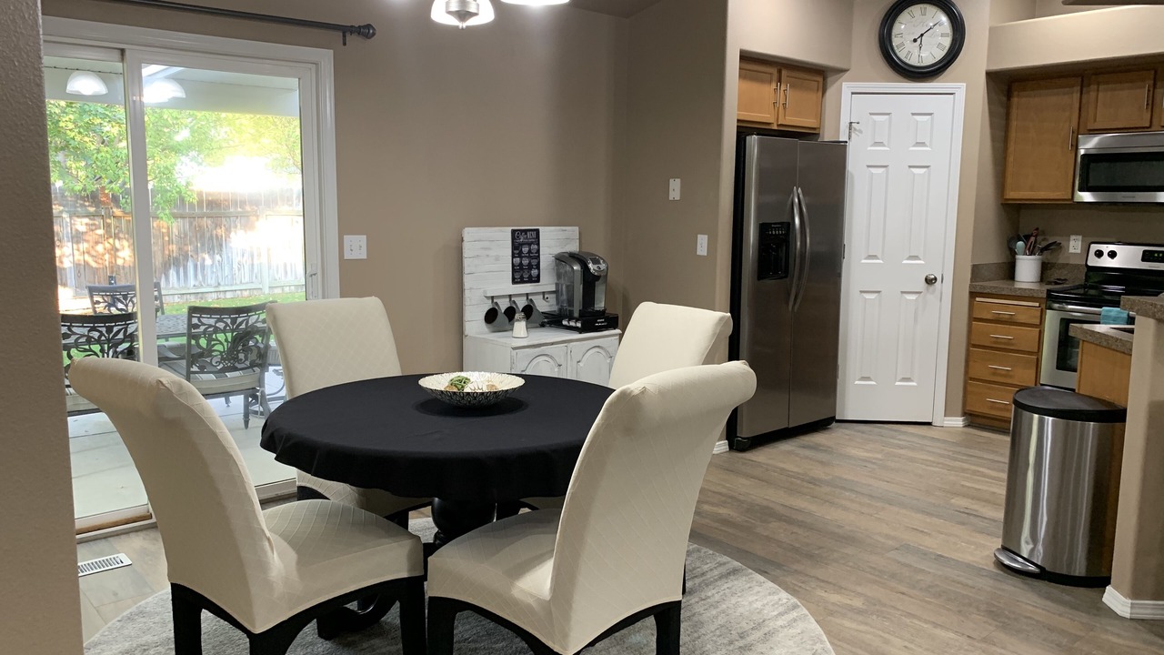 Photo of Livingroom in Southwest Ada County Alliance
