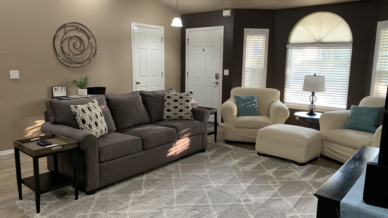 Photo of Livingroom in Southwest Ada County Alliance
