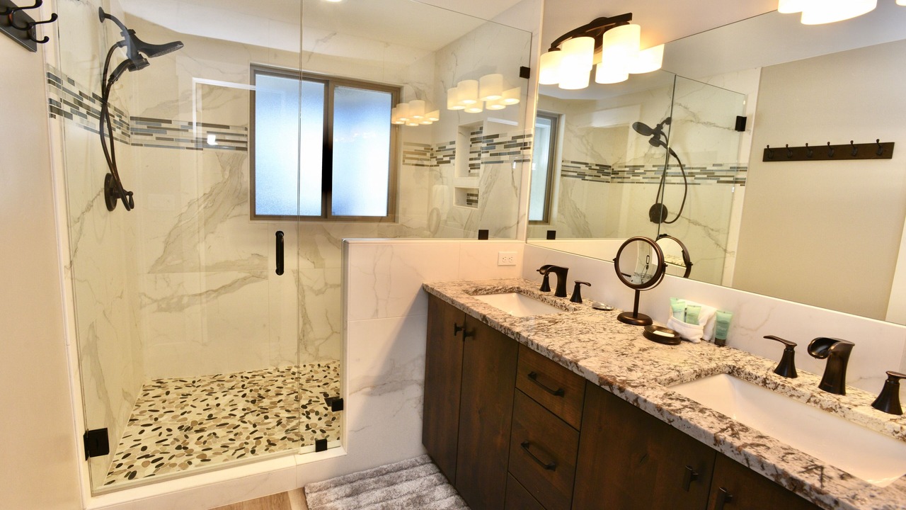 Photo of Bathroom in Cascade