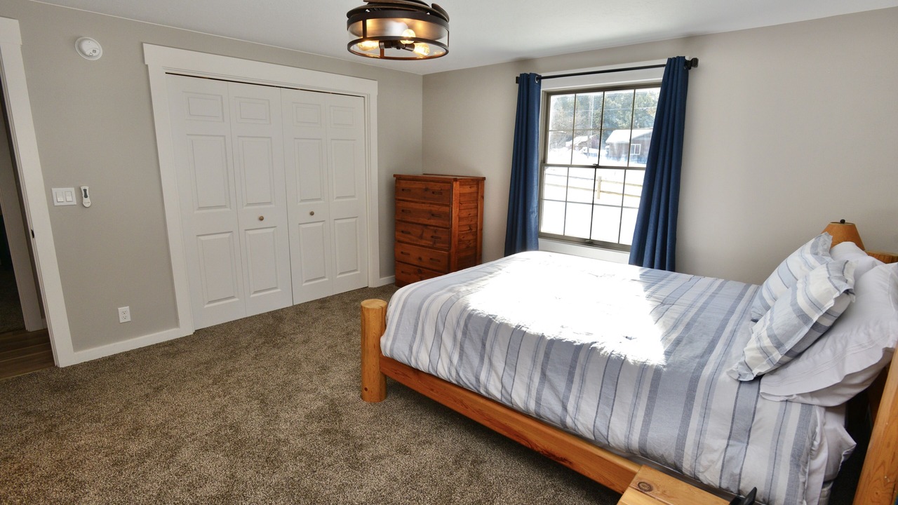 Photo of Bedroom in Cascade
