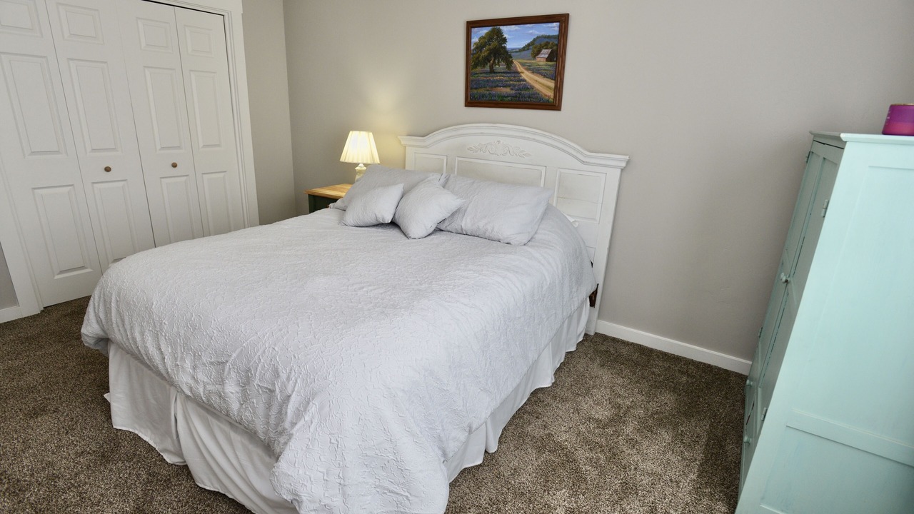 Photo of Bedroom in Cascade