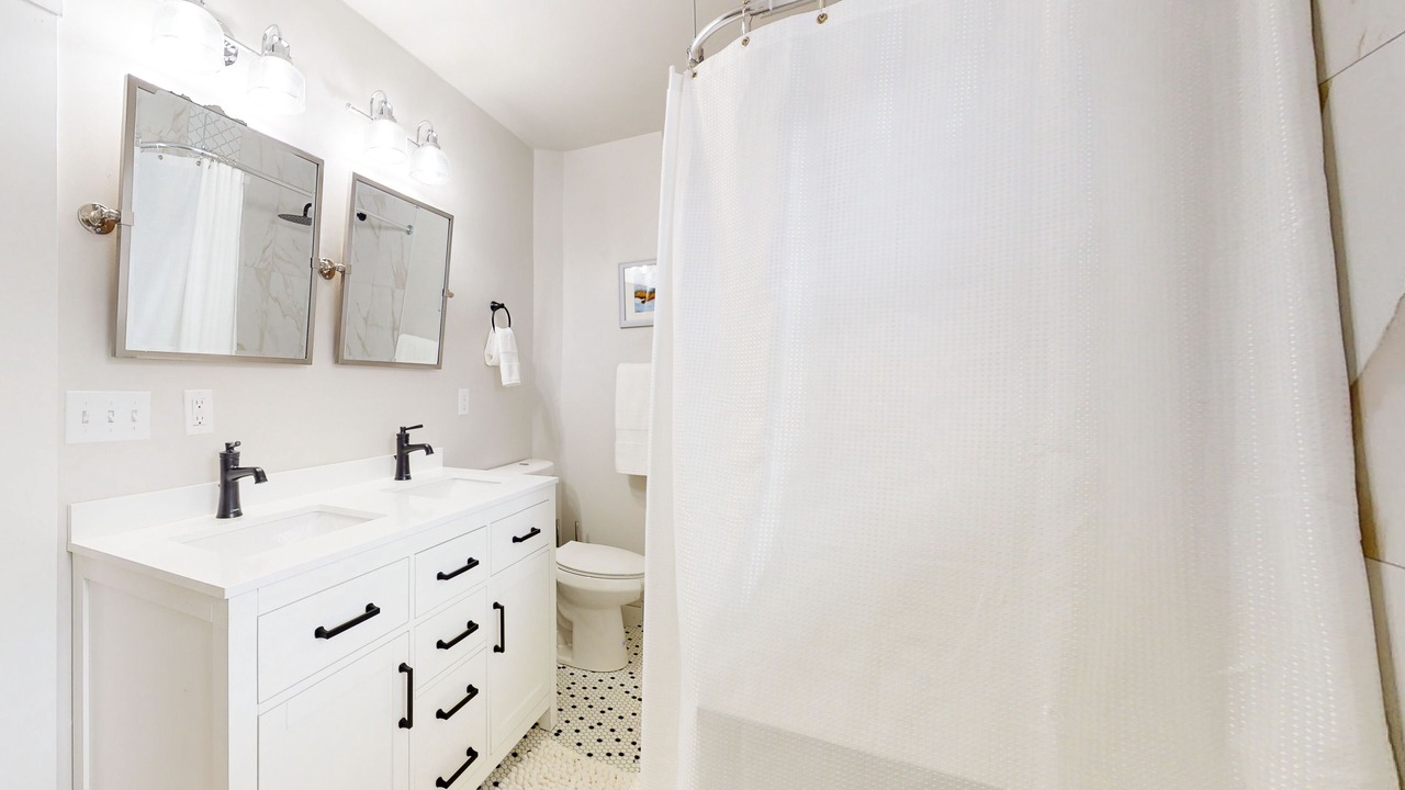 Photo of Bathroom in Old Town