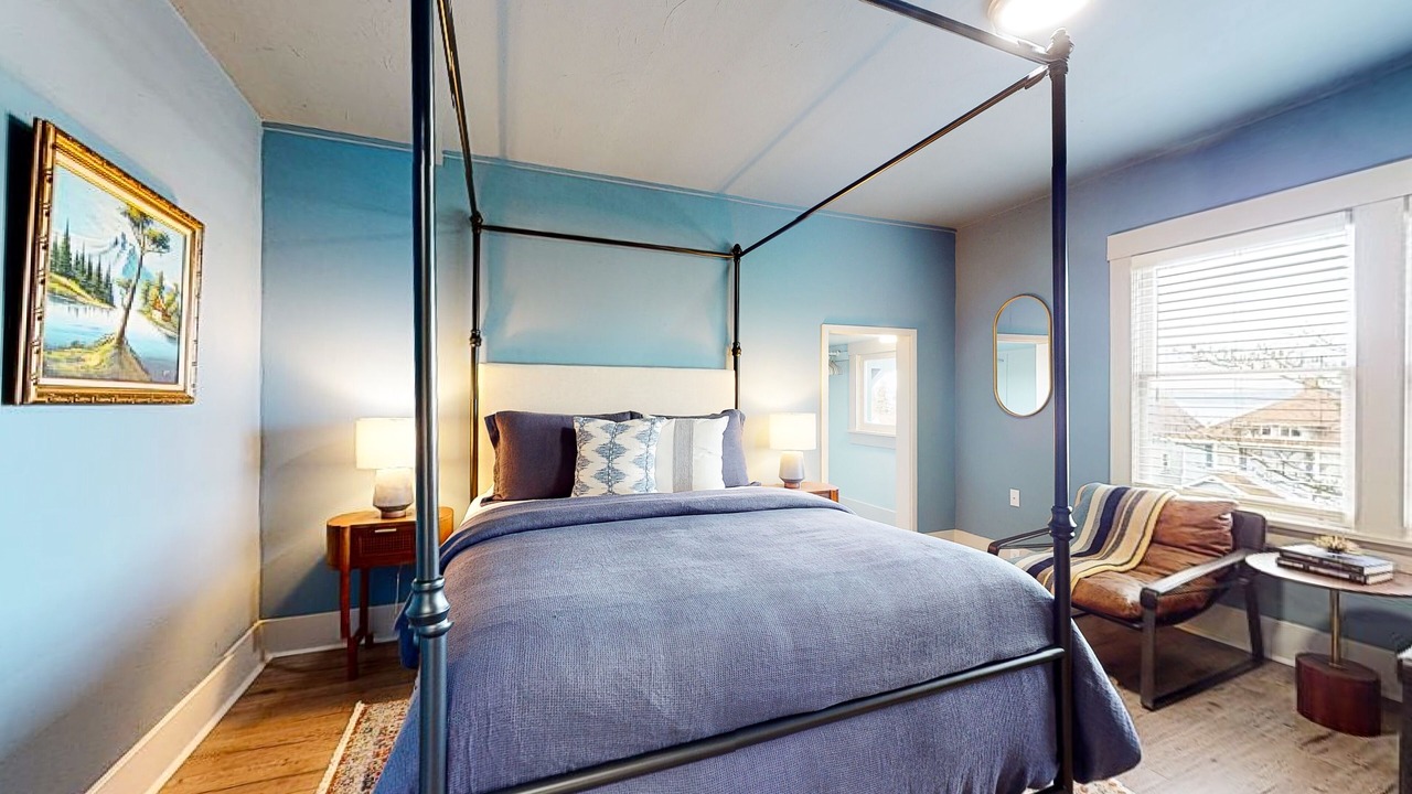 Photo of Bedroom in Old Town