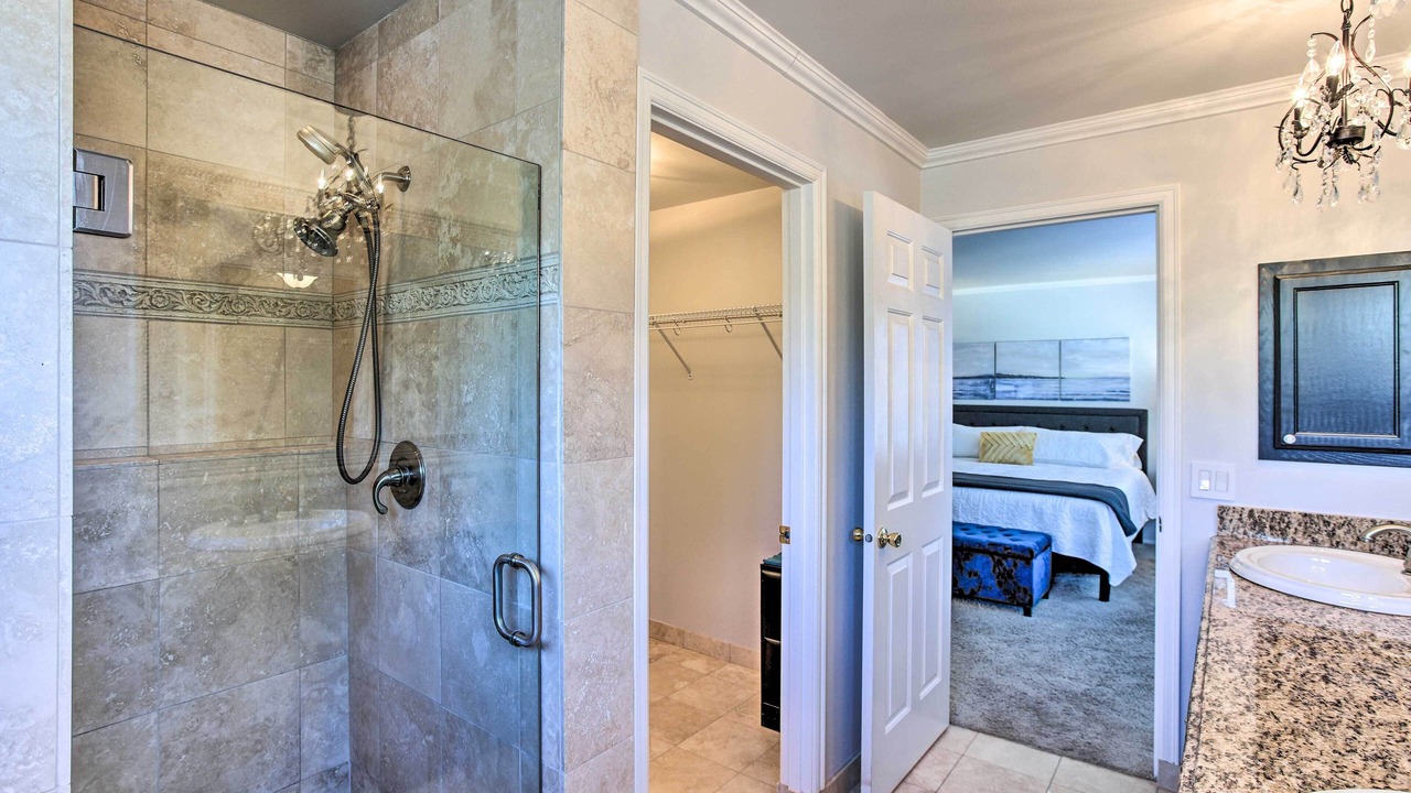 Photo of Bathroom in Northeast Tacoma