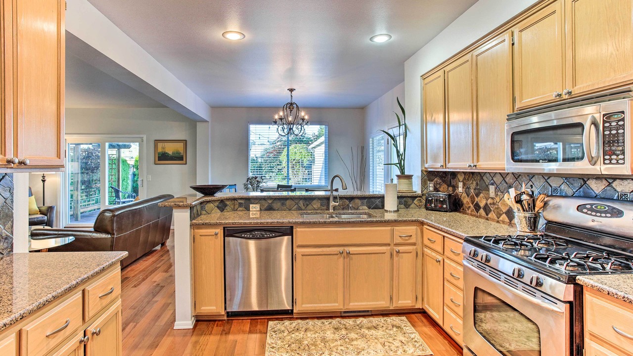 Photo of Kitchen in Northeast Tacoma