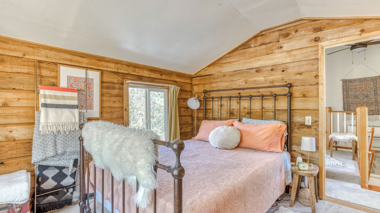 Photo of Bedroom in The Dalles