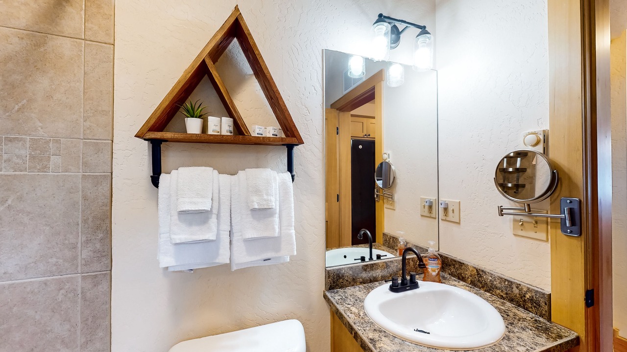Photo of Bathroom in Dover Bay
