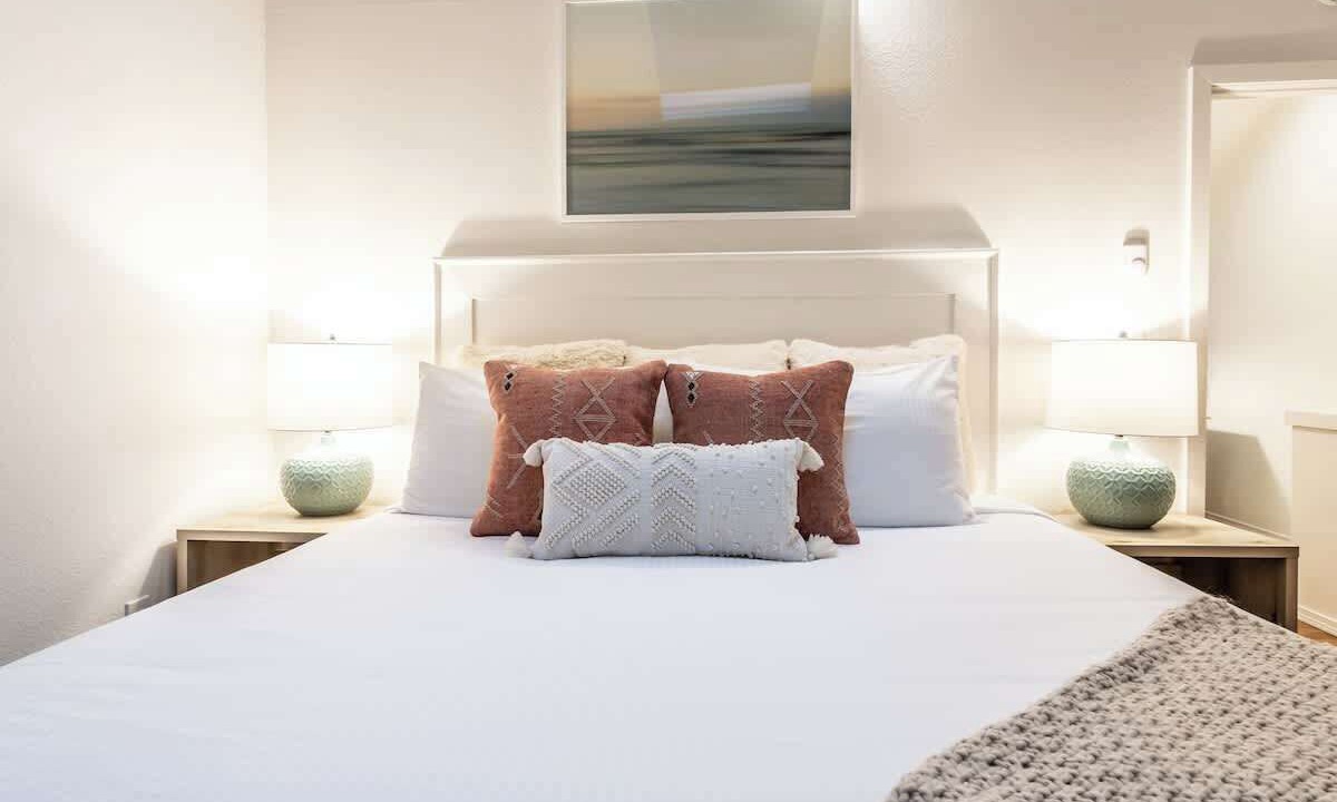 Photo of Bedroom in Glacier