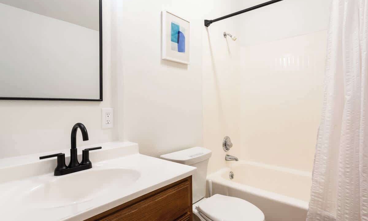 Photo of Bathroom in Glacier